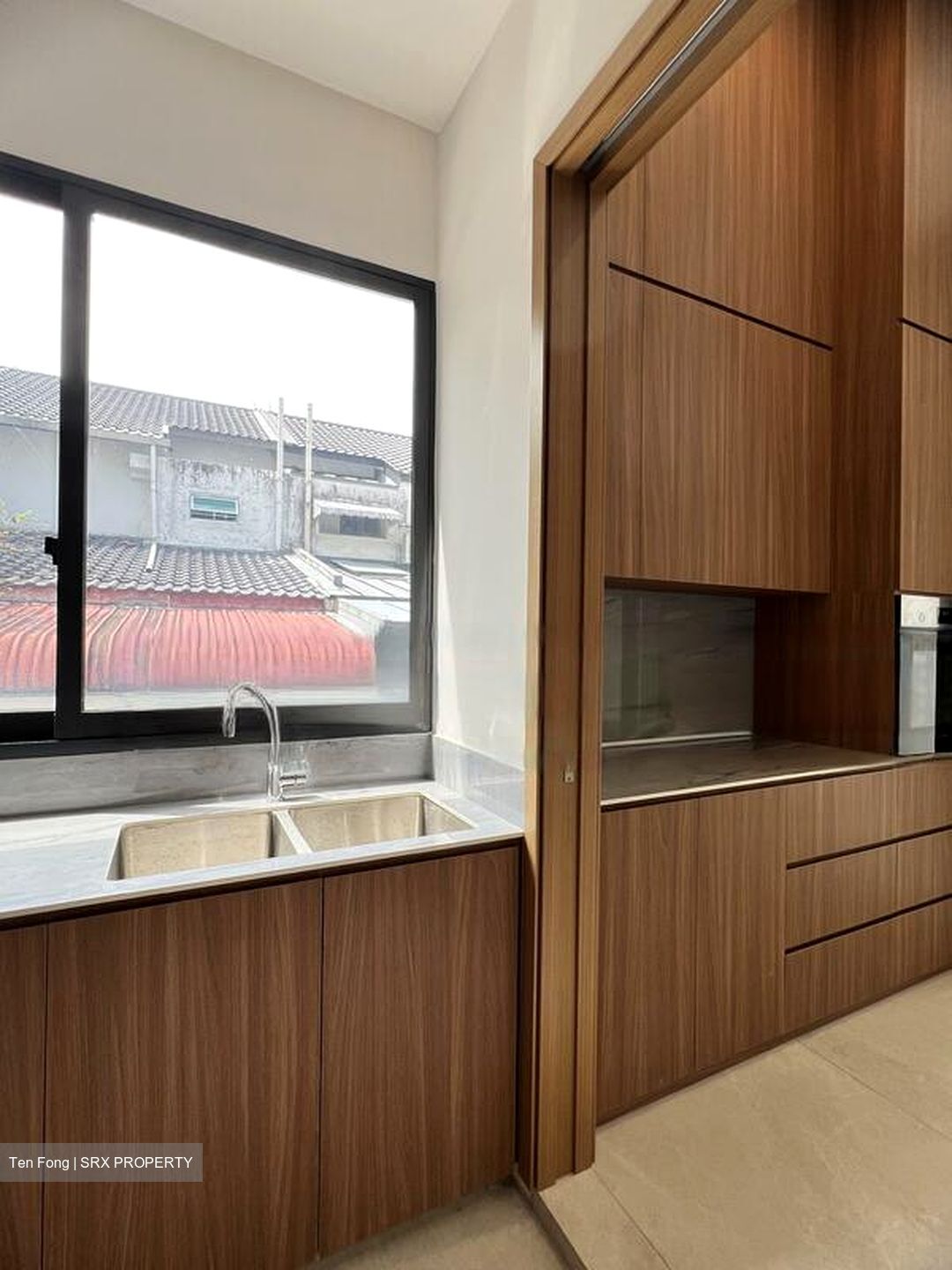 Chai Chee Road (D16), Terrace #477999371